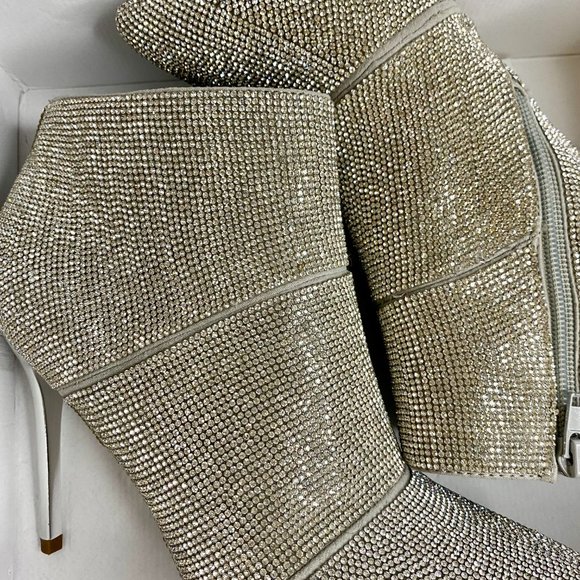 GORGEOUS High-heel Rhinestone Bootie - Picture 14 of 16